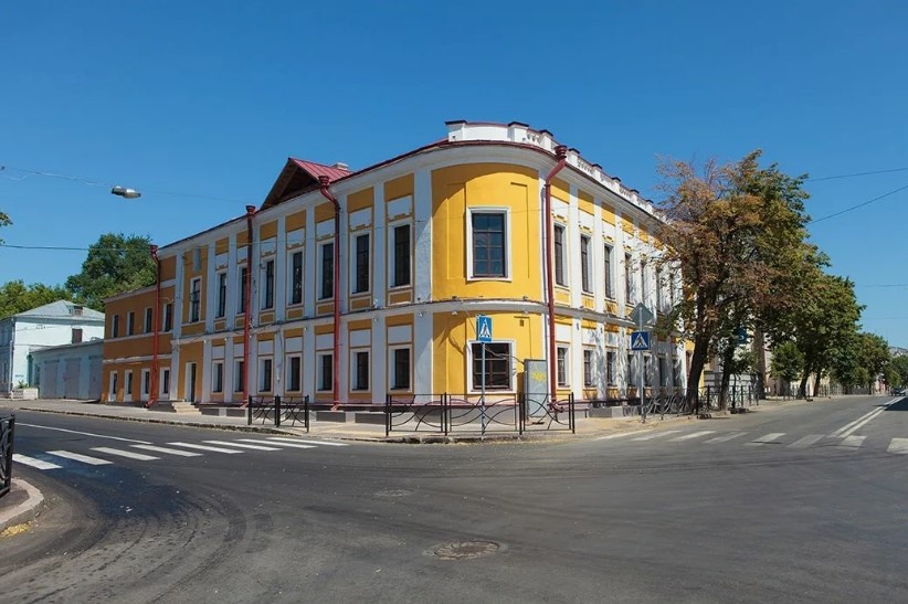 фасад дома, здание по адресу г Казань, ул Карла Маркса, д 11